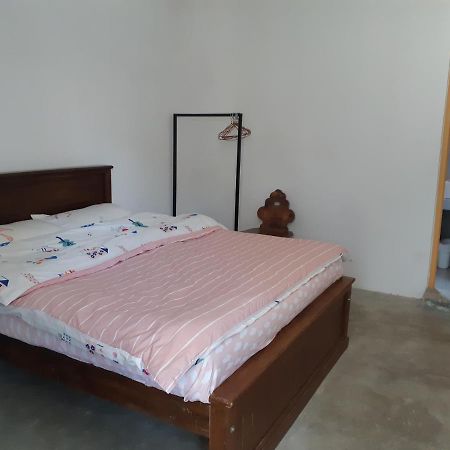 Siril Guesthouse Hostel ヌワラ・エリヤ エクステリア 写真